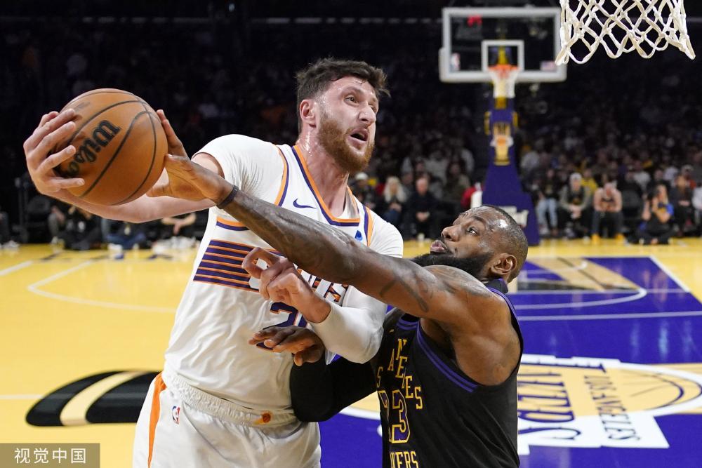 更是和过去 更是和过去