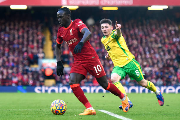 拉维斯中卫 拉维斯中卫