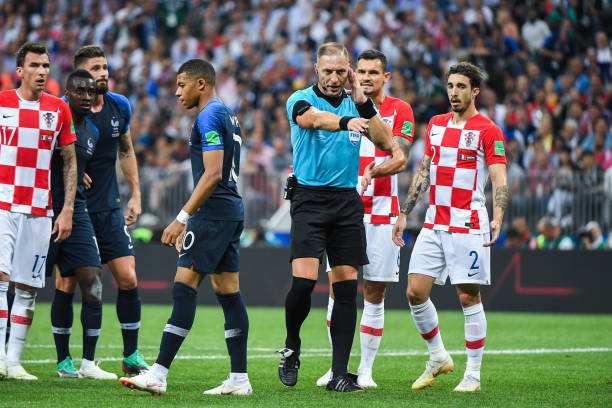 术娴熟的中 术娴熟的中