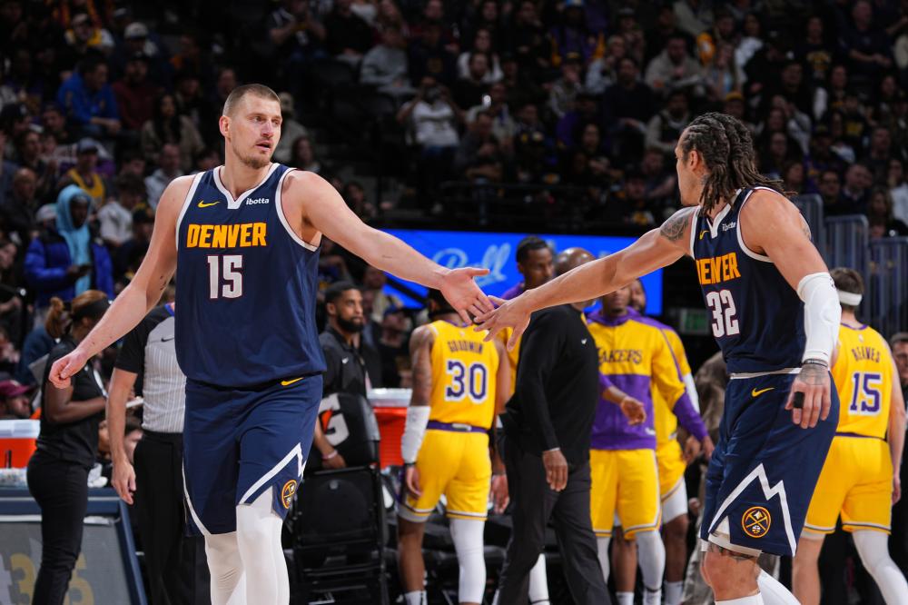 球人的压迫 球人的压迫